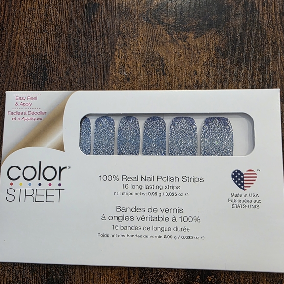 Color Street Sparkling Blue Nail Strips - Picture 1 of 3